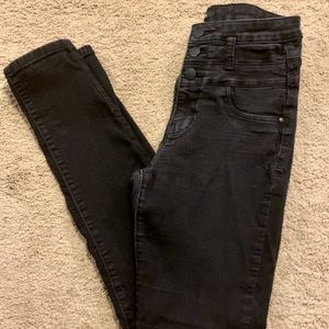 Refuge black jeans